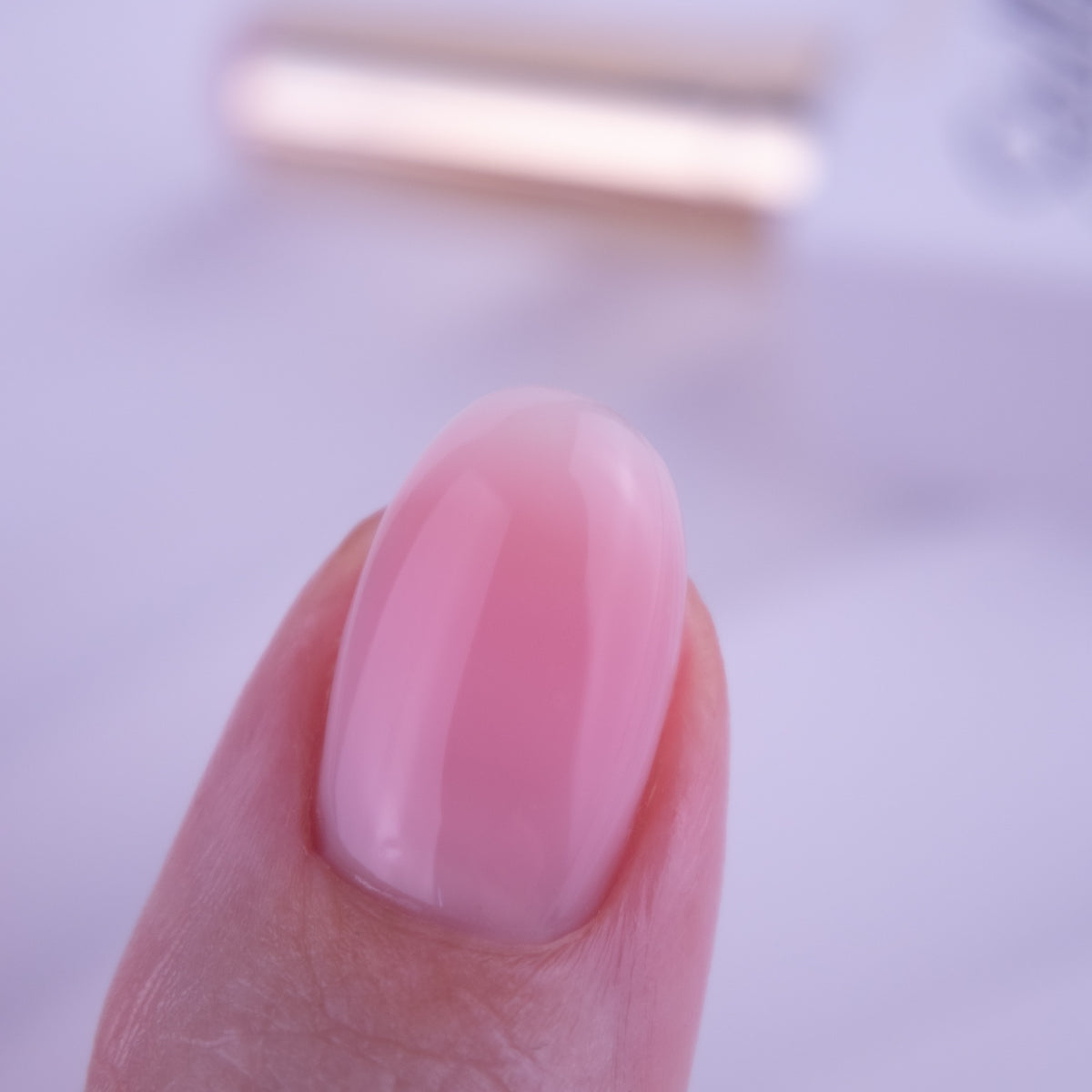 Flirt Structure Gel 2.0 3-Free on nails, sheer rose-beige soft gel overlay, HEMA, TPO and HPMA-free