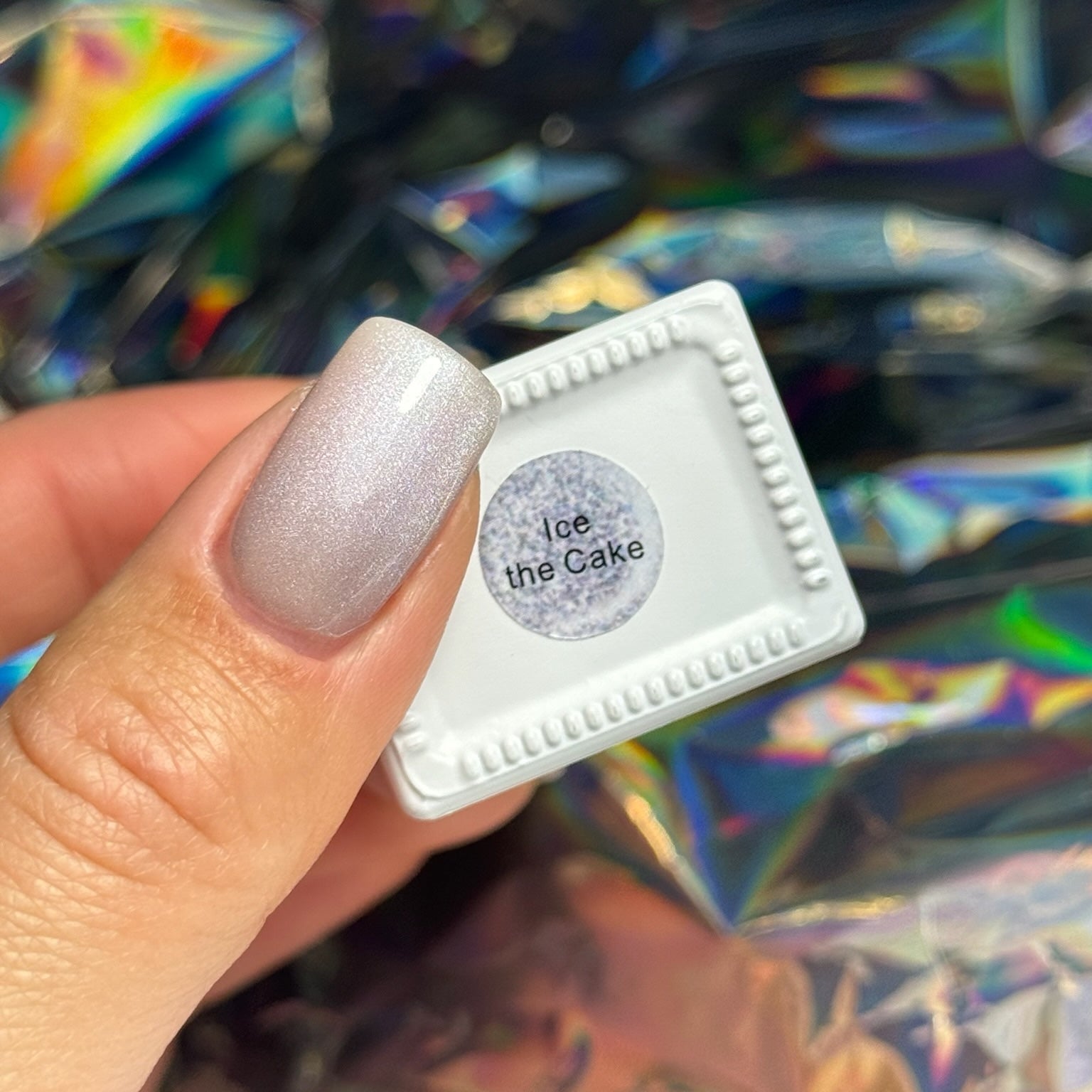 ICE THE CAKE CAT - EYE - Stellar Gel™ -