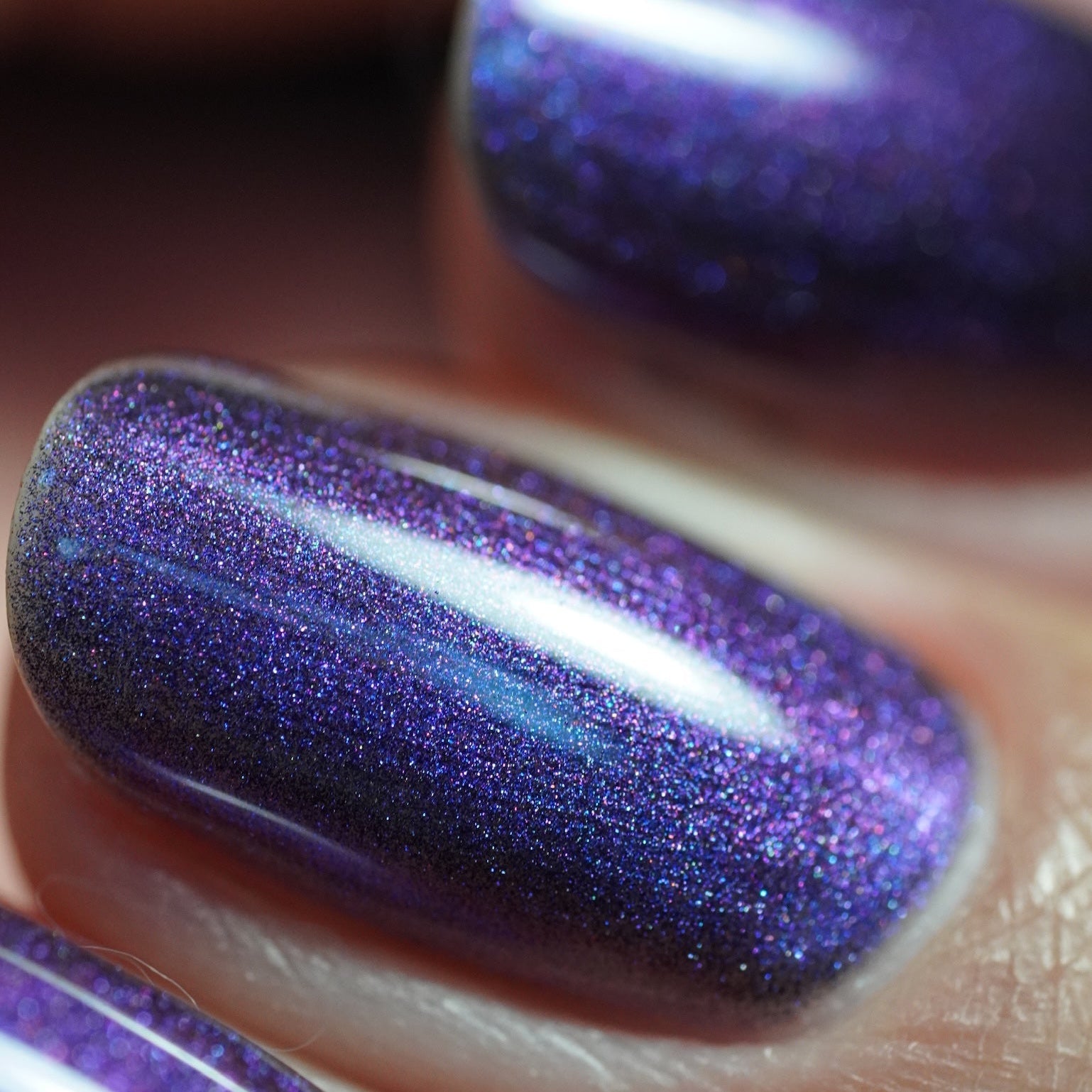 POISON BERRY CAT - EYE - Stellar Gel™ -