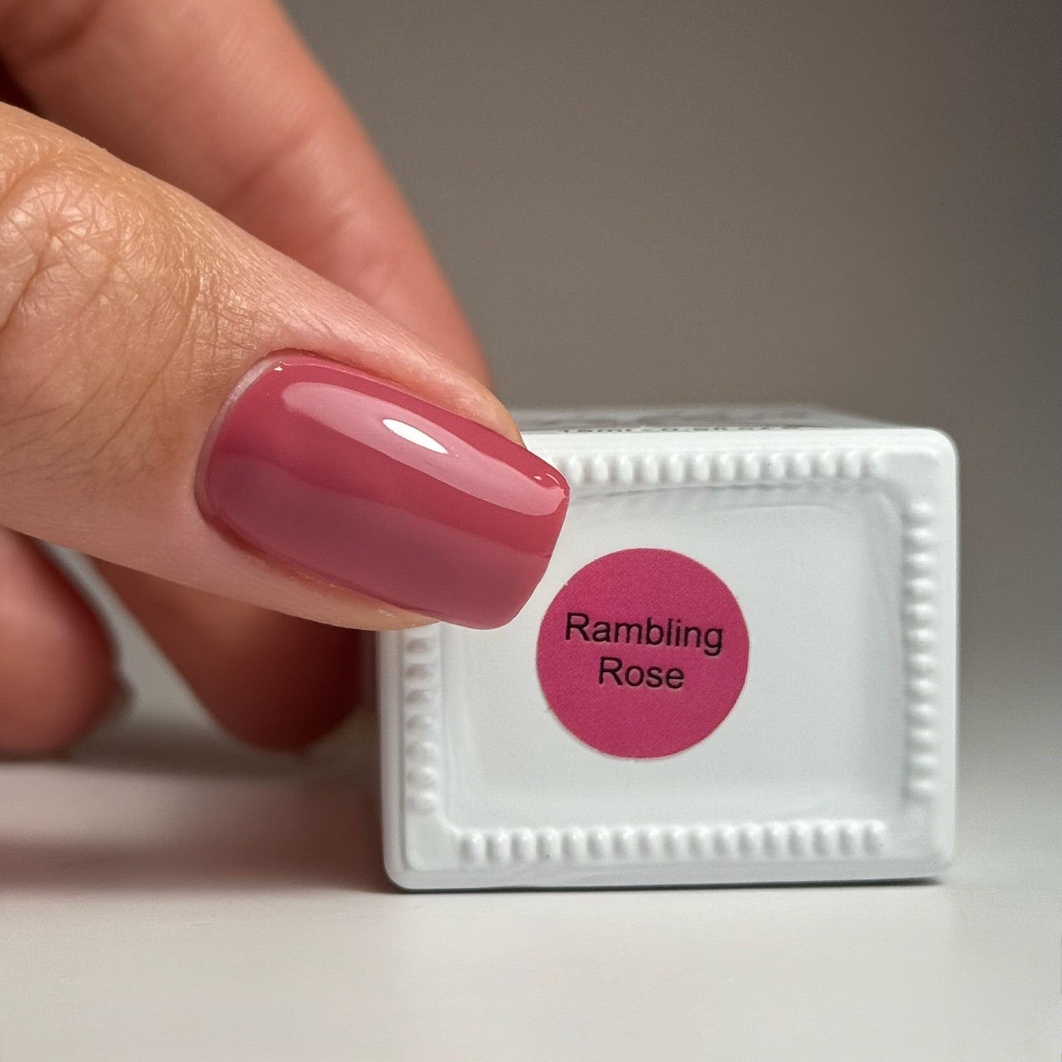 RAMBLING ROSE - Stellar Gel™ -