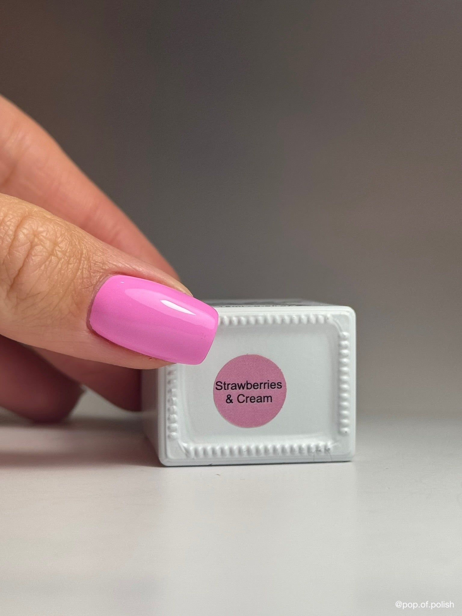 STRAWBERRIES & CREAM - Stellar Gel™ -