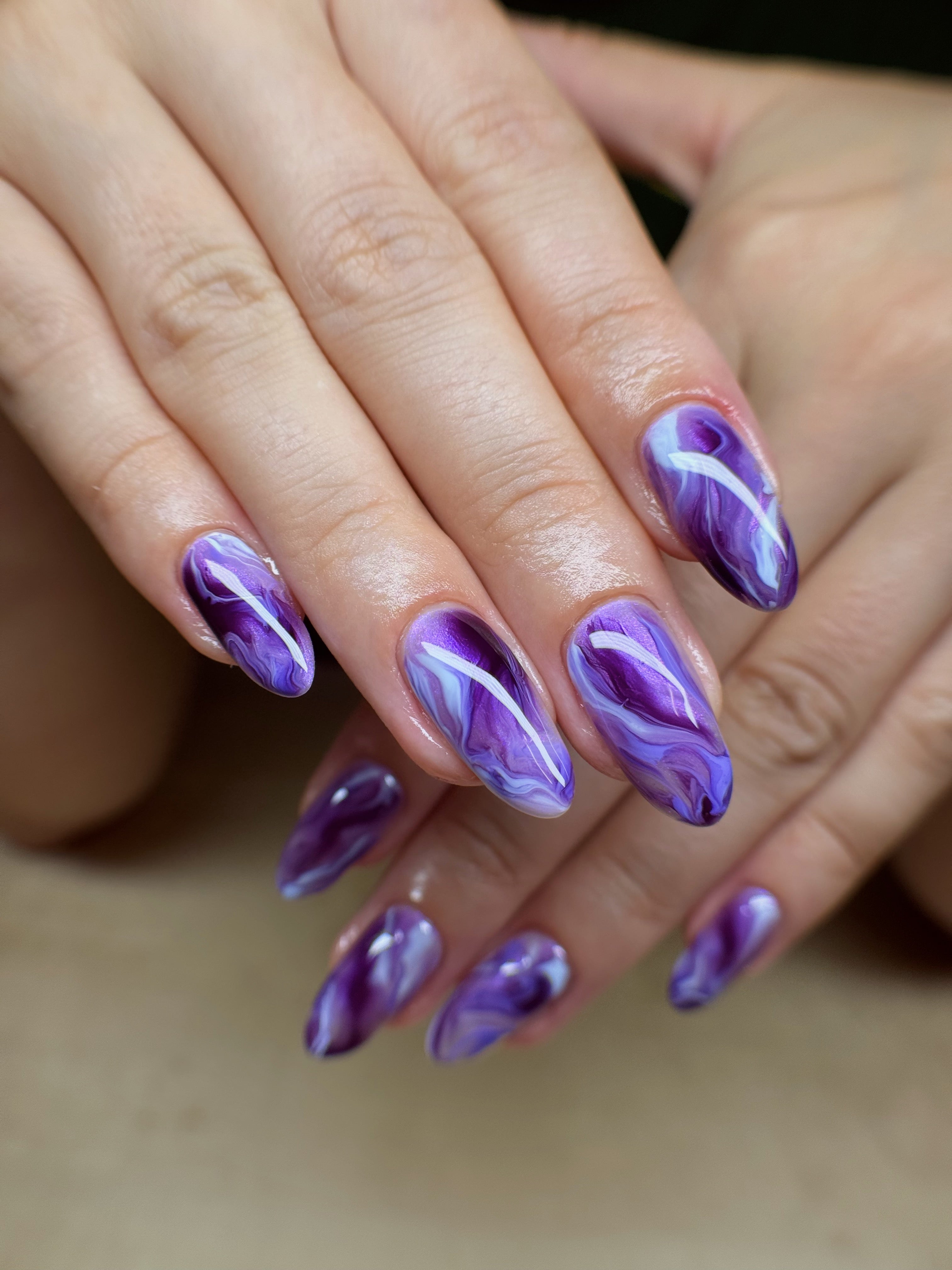 Radiant Gradient Bloom Porcelain Nails